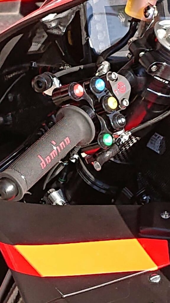 Рукоятка управления holeshot device на Aprilia RS-GP 2021